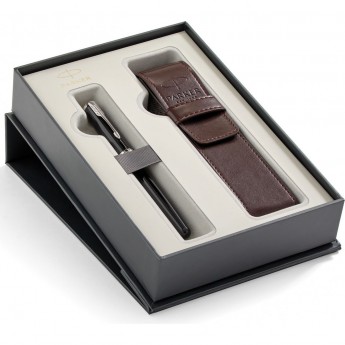 Подарочный набор PARKER: Перьевая РУЧКА PARKER SONNET BLACK LACQUER CT + чехол из экокожи Подарочный набор PARKER: Перьевая РУЧКА PARKER SONNET BLACK LACQUER CT + чехол из экокожи